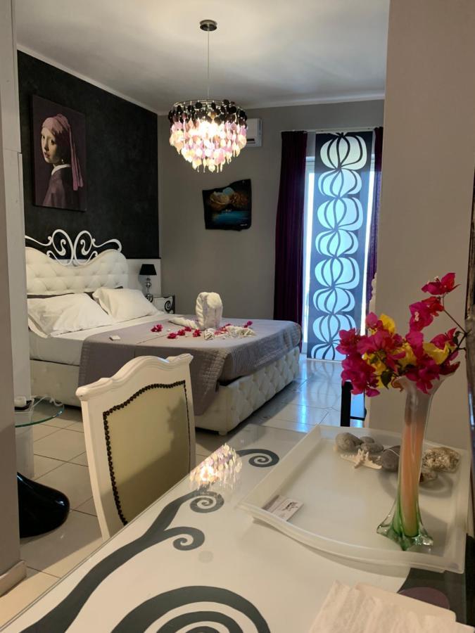 טאורמינה B&B A Due Passi Dal Mare מראה חיצוני תמונה