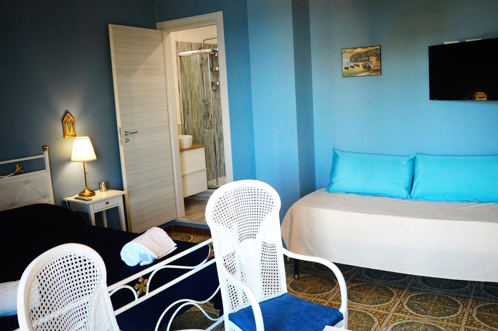 טאורמינה B&B A Due Passi Dal Mare מראה חיצוני תמונה