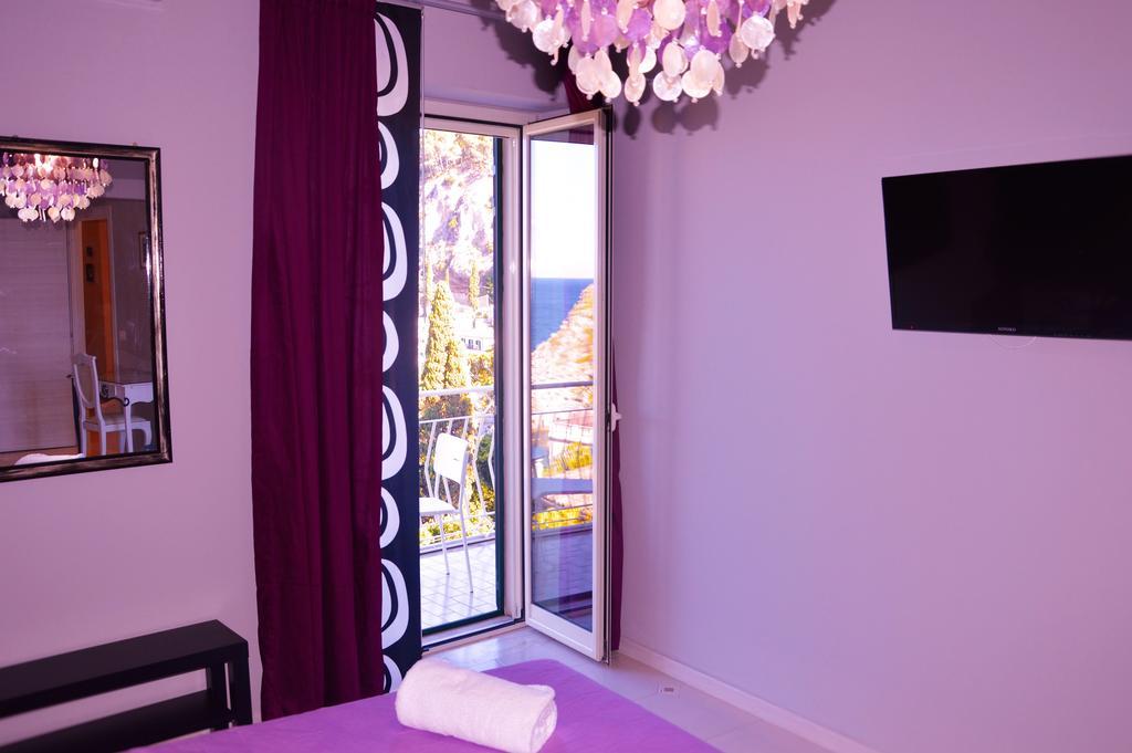 טאורמינה B&B A Due Passi Dal Mare מראה חיצוני תמונה